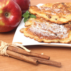 Pancakes with apples and cinnamon 