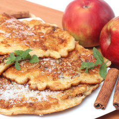 Pancakes with apples and cinnamon 
