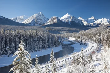 Fotobehang Spoorwegen in Canadese Rockies © nelu_goia