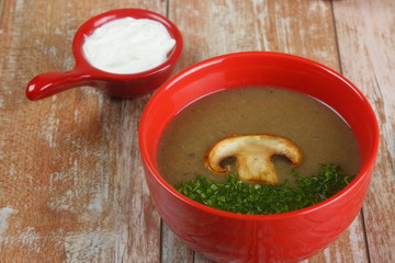Mushroom soup with sour cream