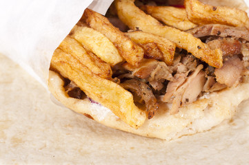 Gyros on tortilla
