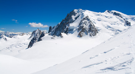 Fototapeta na wymiar Monte Bianco, traversata Sea Ice