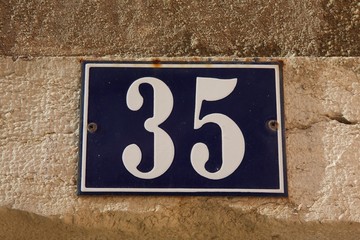 Num&eacute;ro 35