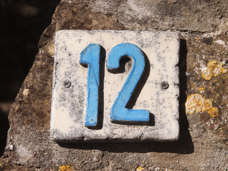 Nummer zw&ouml;lf (1)