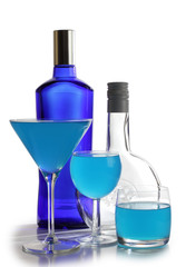 Bottle and glasses whit coctail