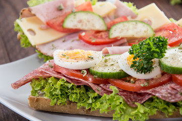 Ham- and Salami Sandwich