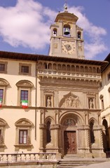 Fototapeta na wymiar Gotycki pałac wspólnoty świeckich w Arezzoin Włoszech