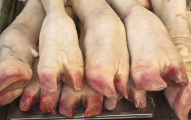 pig's trotters