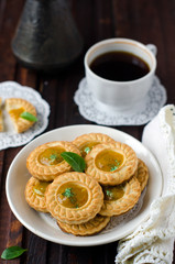 Shortbread cookies with lemon jam