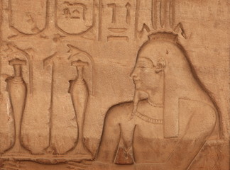 d&eacute;tail sur mur de temple &eacute;gyptien