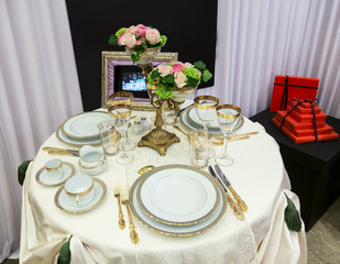 Served table