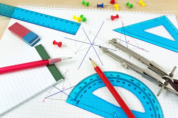 Geometry equipment on writing desk - 48135953