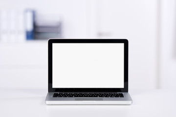 Fototapeta premium laptop im büro