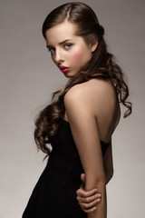 Naklejka premium Young beautiful woman