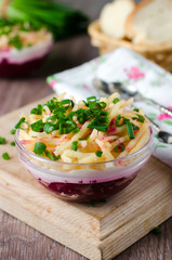 Salad with beet and cheese