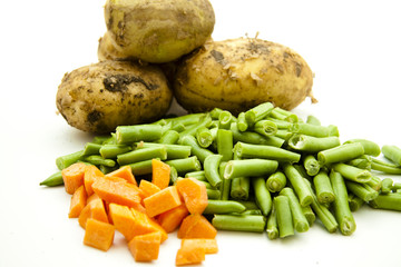 Frische Karotten und Bohnen