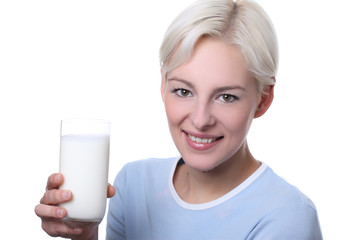 frau mit milch glas