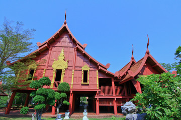 Fototapeta na wymiar Dom thai w Tajlandii