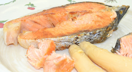 Salmón a la plancha