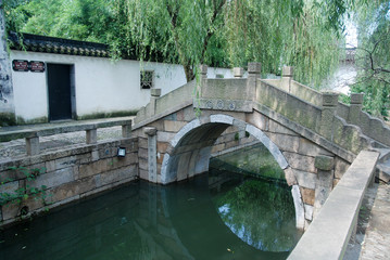 Fototapeta na wymiar The ancient Chinese bridges