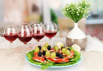 Canapes and wine in restaurant