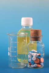 flacons et médicaments