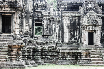 Fototapeta na wymiar Świątynie w Angkor, w pobliżu Siem Reap, Kambodża