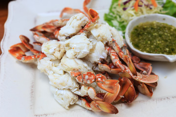 Steamed crab legs