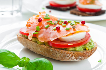 Sandwich with smoked salmon