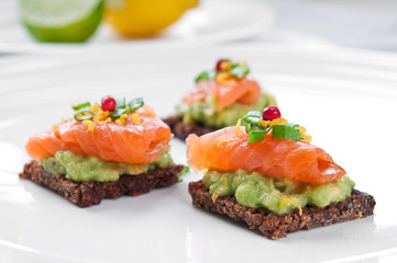 Salmon sandwich