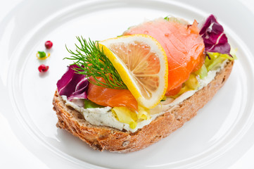 Sandwich with smoked salmon