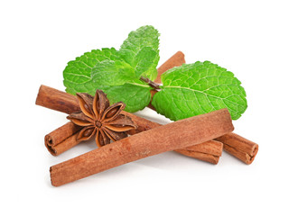 Sticks of cinnamon with mint and anise