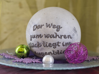 Der Weg zum wahren Glück liegt im Augenblick