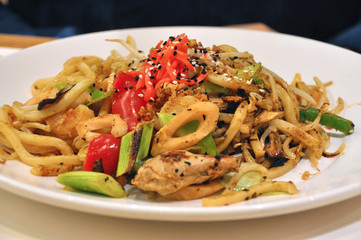 Asiatische Nudeln