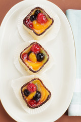 Obst-Marzipan-Törtchen