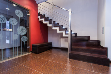 Ruby house - Modern staircase