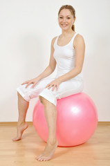 Junge Frau beim Training