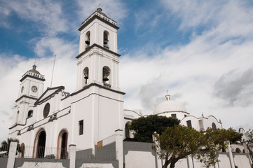 Fototapeta na wymiar Katedra San Andrés Tuxtla (Meksyk)