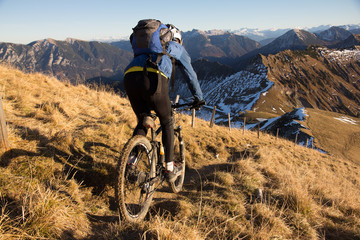 Naklejka premium Mountainbike Juifen