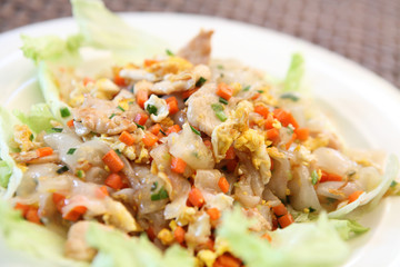 Fried Noodles with Chicken
