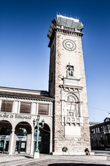 Fototapeta na wymiar Old european street, Bergamo, Włochy