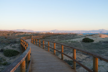 Fototapeta premium Winding footbrigde