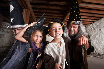 Obraz premium Family of Four Sorcerers