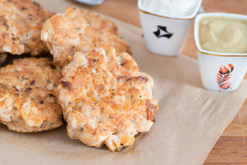 Chicken cutlets with horseradish and mustard