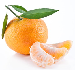 Tangerines with leaves.
