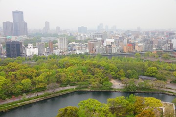 Fototapeta na wymiar Zanieczyszczenie powietrza w Japonii - Osaka