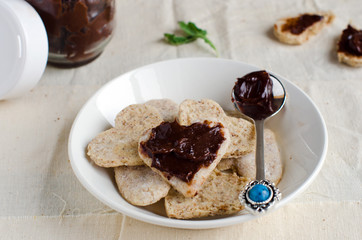 Biscuits with chocolate paste