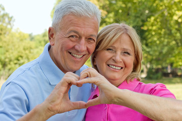 Seniors in love - 48438353