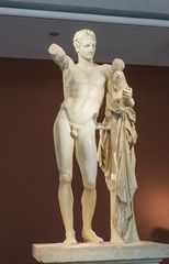 Fototapeta na wymiar Hermes z Praxitelous