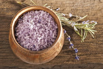 Obraz na płótnie Canvas Spa and wellness - Lavender minerals